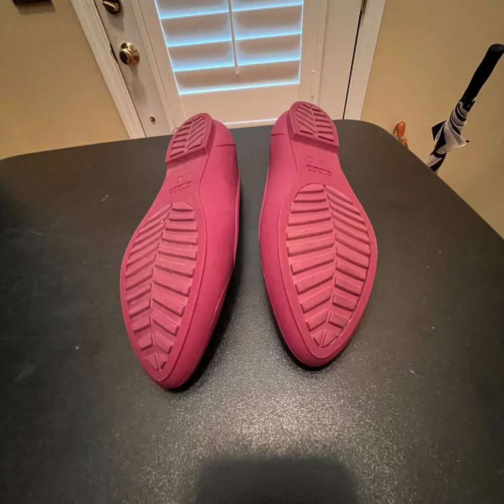 Crocs eve pointed toe rubber ballet flat  size 7 purple